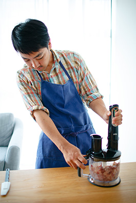皮をむく前の砂肝とむいた後の砂肝